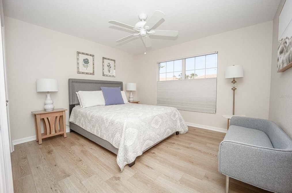 5069 Harbour Dr, Oxford FL  34484-3780 exterior