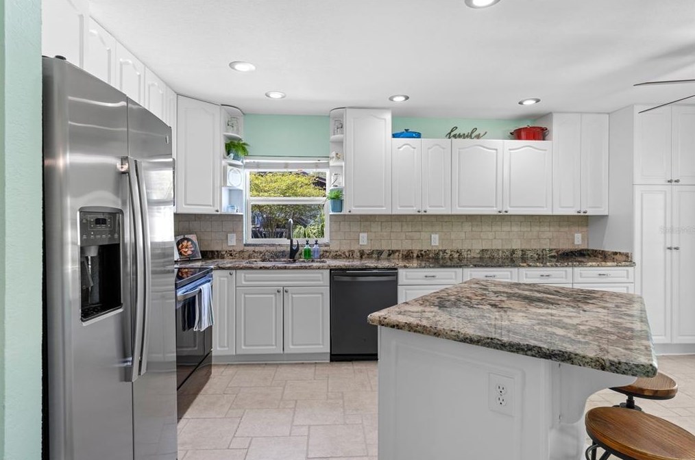 2221 Noretta Ln, Lakeland FL  33811-1440 exterior