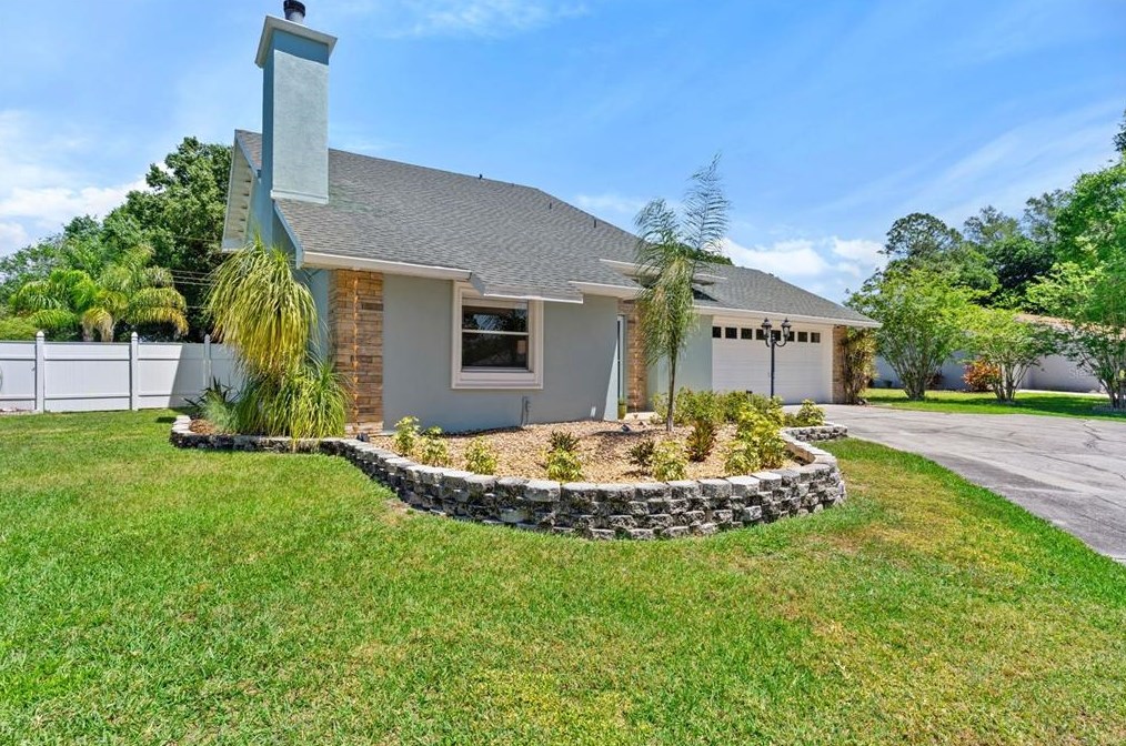 2221 Noretta Ln, Lakeland FL  33811-1440 exterior