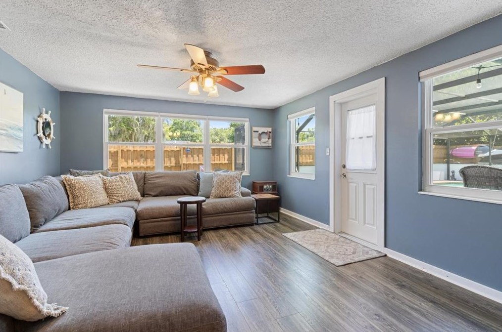 319 Venturi Ave, Crystal River FL  34429-5599 exterior