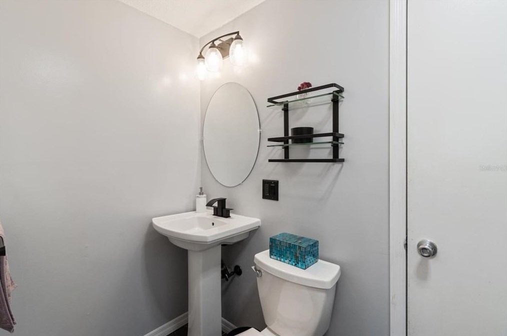 319 Venturi Ave, Crystal River FL  34429-5599 exterior