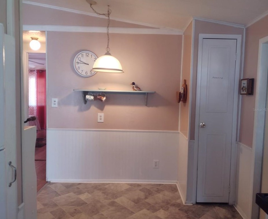 16674 102 Ave Rd, Summerfield FL  34491-8613 exterior