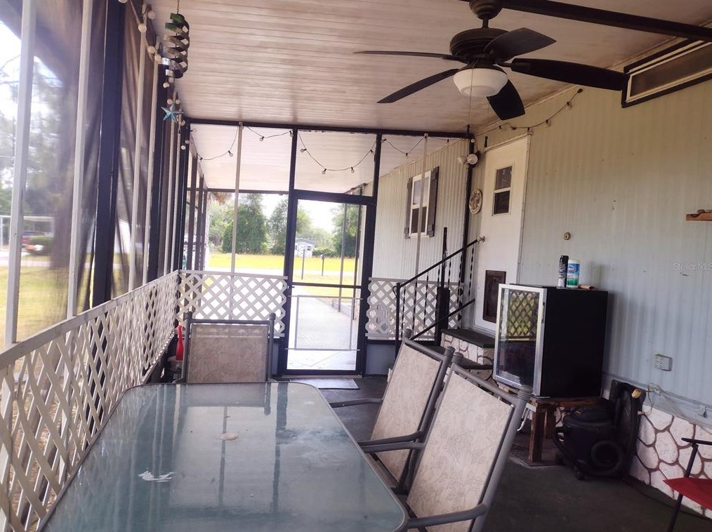 16674 102 Ave Rd, Summerfield FL  34491-8613 exterior