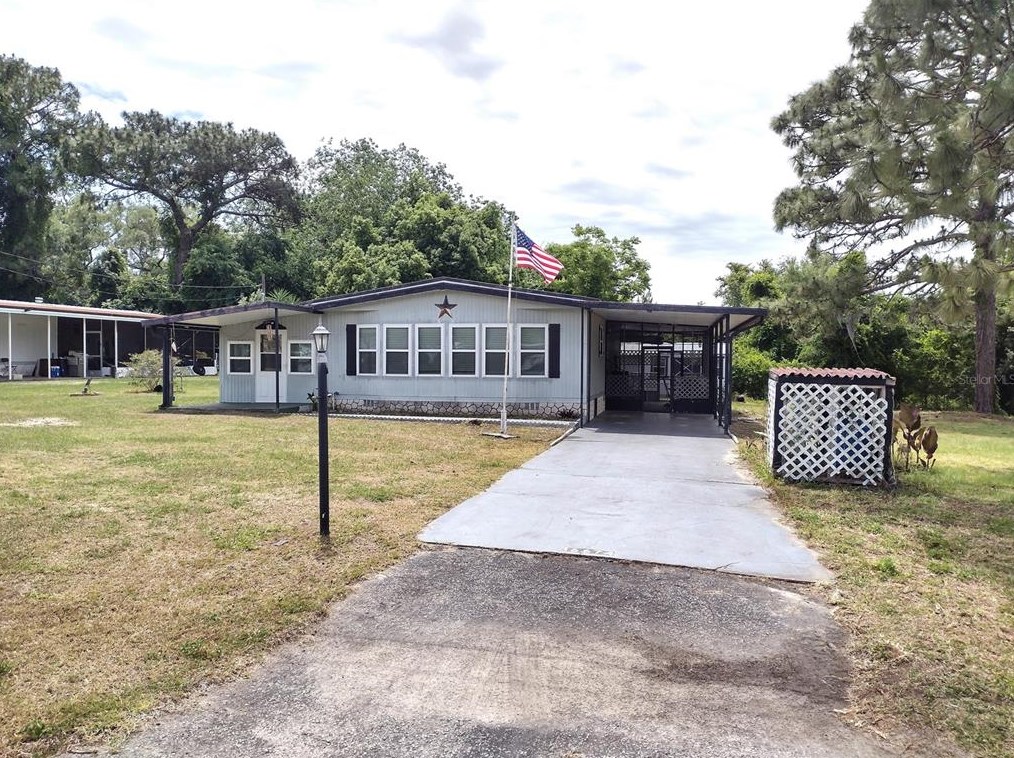 16674 102 Ave Rd, Summerfield FL  34491-8613 exterior