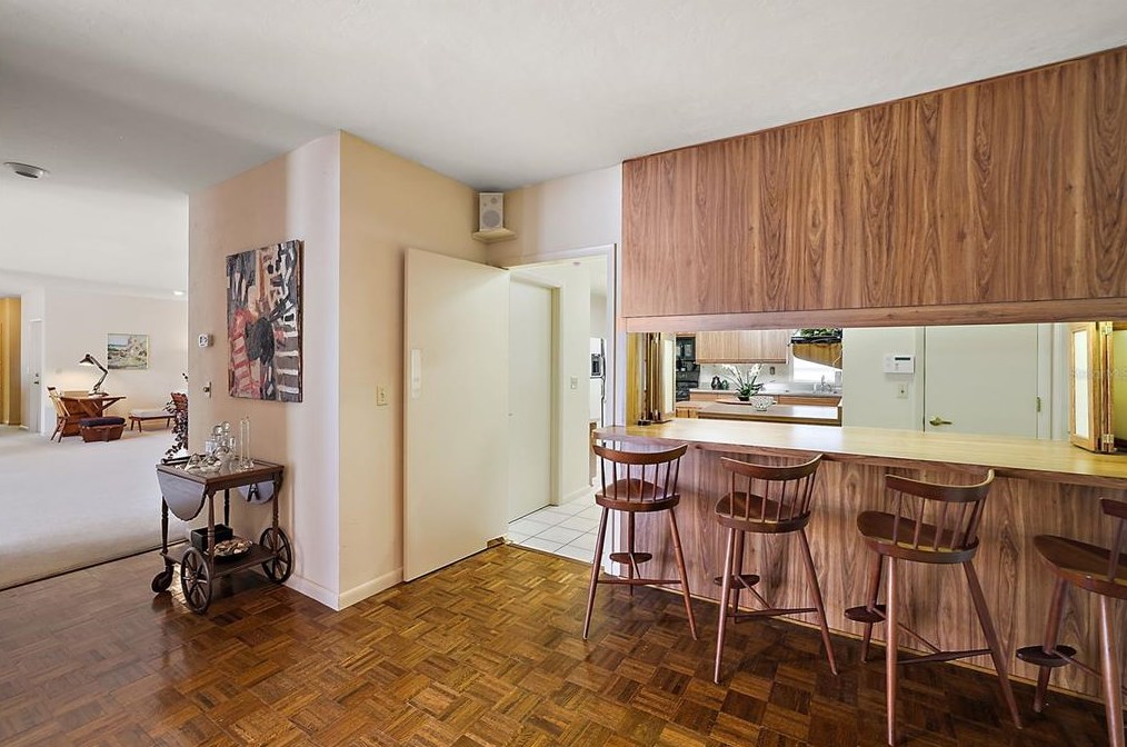 625 Sandlake Ct, Mount Dora FL  32757-6084 exterior