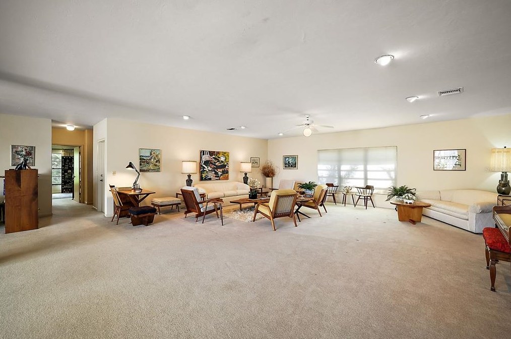 625 Sandlake Ct, Mount Dora FL  32757-6084 exterior