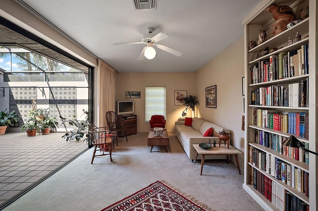 625 Sandlake Ct, Mount Dora FL  32757-6084 exterior