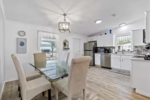 1614 Myrtle Beach Dr, The Villages, FL 32159 - Photo 3