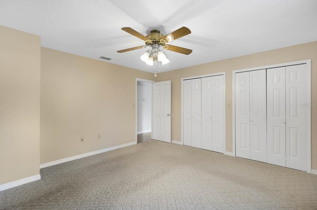 2600 Montecito Ave, Eustis FL 32726-4476 exterior