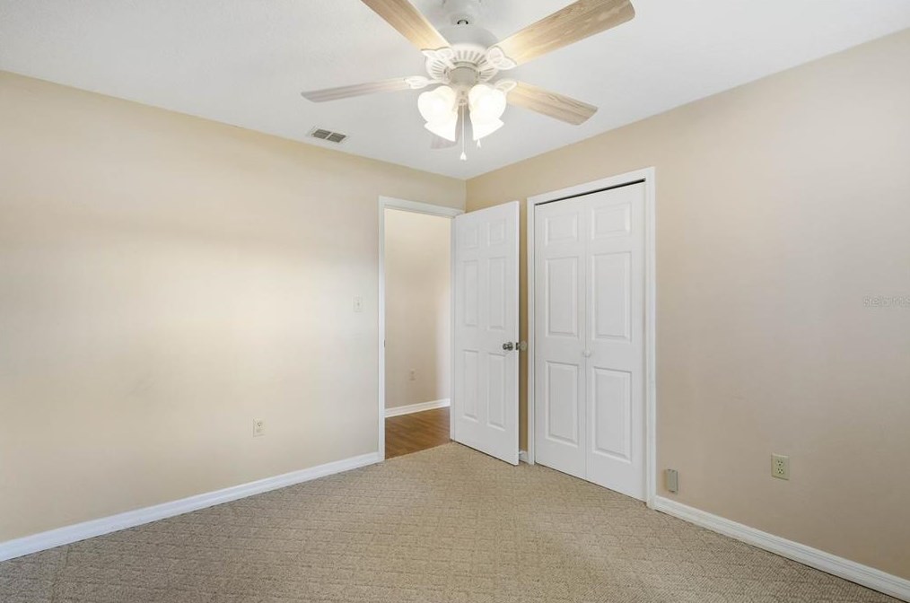 2600 Montecito Ave, Eustis FL 32726-4476 exterior