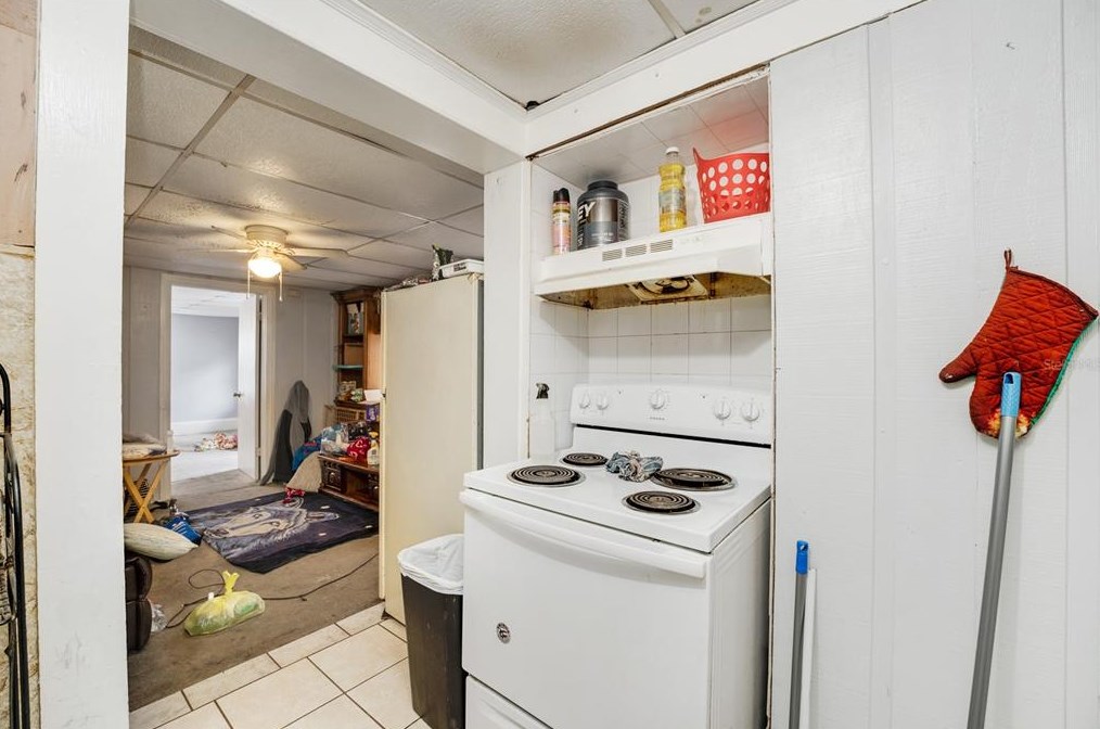 430 Lemon Ave, Eustis FL 32726-4133 exterior