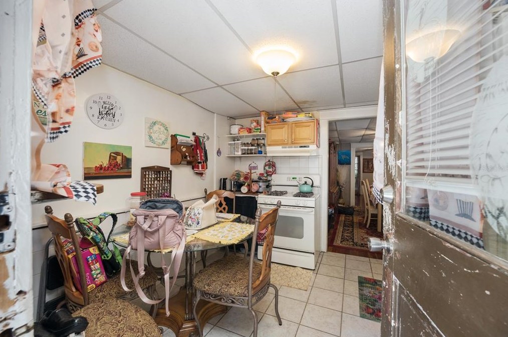 430 Lemon Ave, Eustis FL 32726-4133 exterior