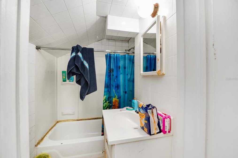 430 Lemon Ave, Eustis FL 32726-4133 exterior