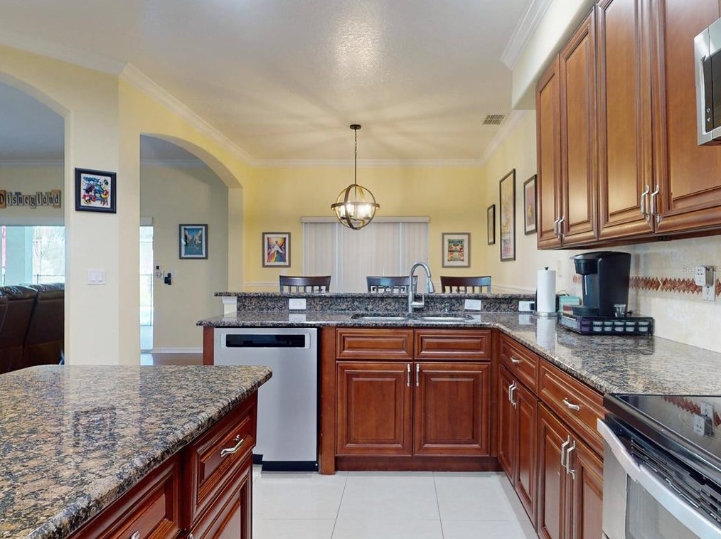 15507 Pebble Ridge St, Winter Garden FL  34787-4641 exterior