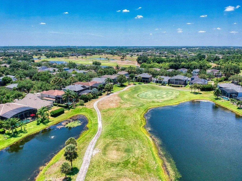 15507 Pebble Ridge St, Winter Garden FL  34787-4641 exterior