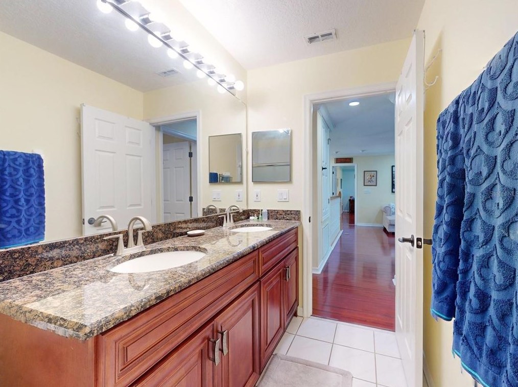 15507 Pebble Ridge St, Winter Garden FL  34787-4641 exterior