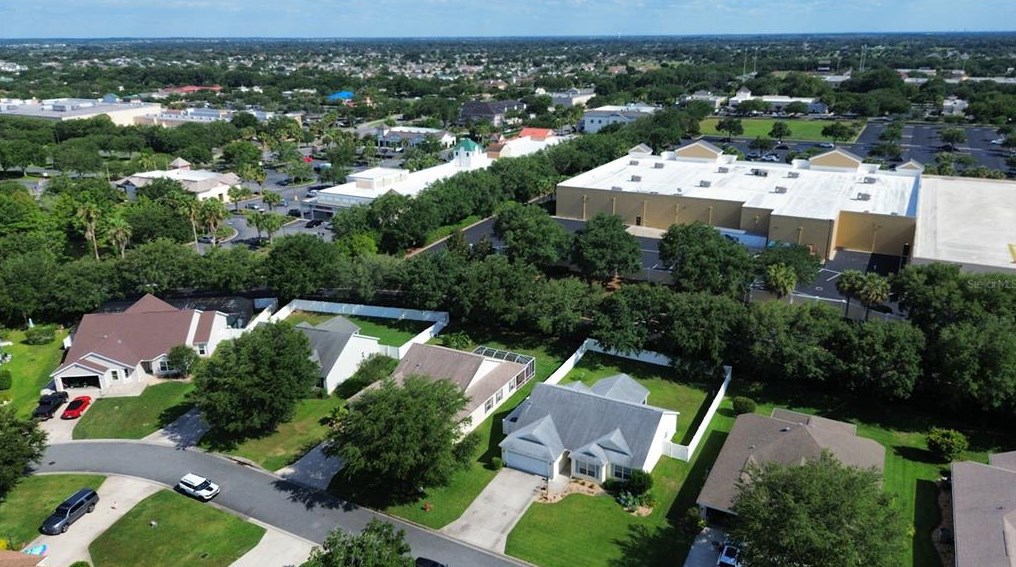 12029 51st Cir, Oxford FL  34484-2401 exterior