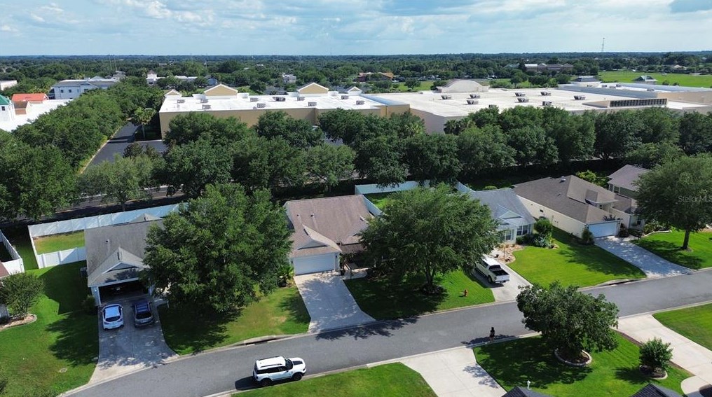 12029 51st Cir, Oxford FL  34484-2401 exterior