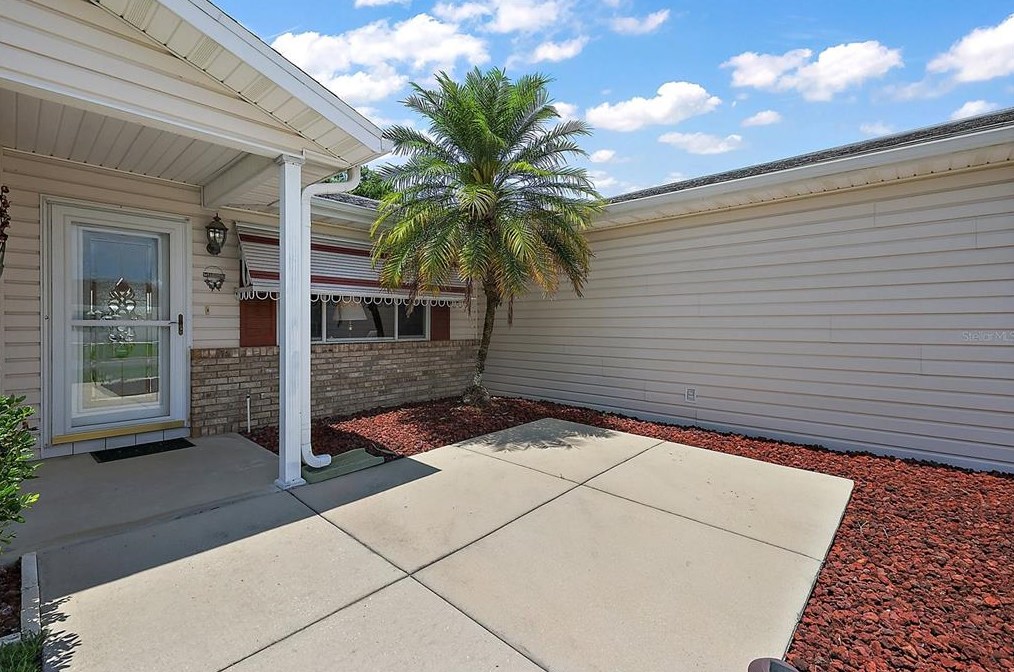 17564 96th Ct, Summerfield FL  34491-6431 exterior