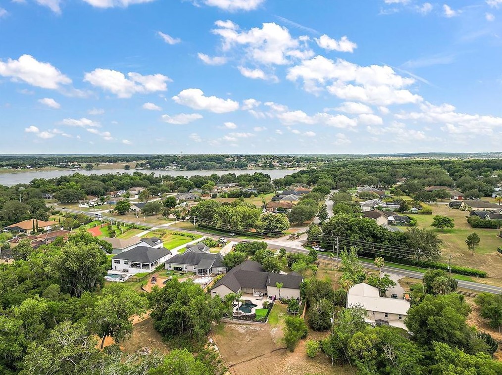 17660 County Rd 455, Montverde FL  34756-3023 exterior