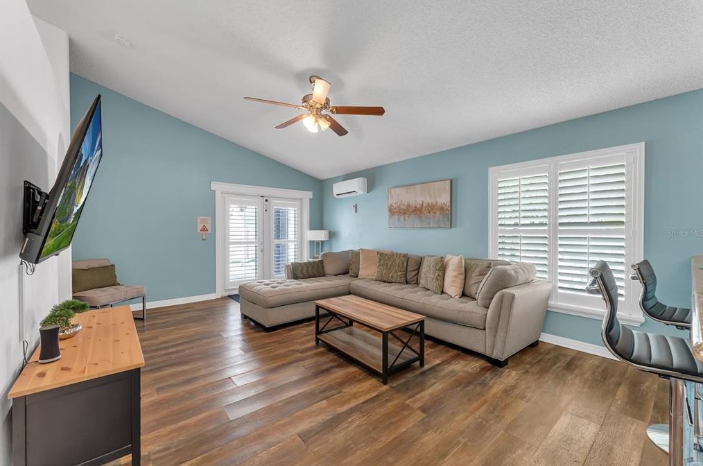 1541 Indian Oaks Trl, Kissimmee FL 34747-1951 exterior