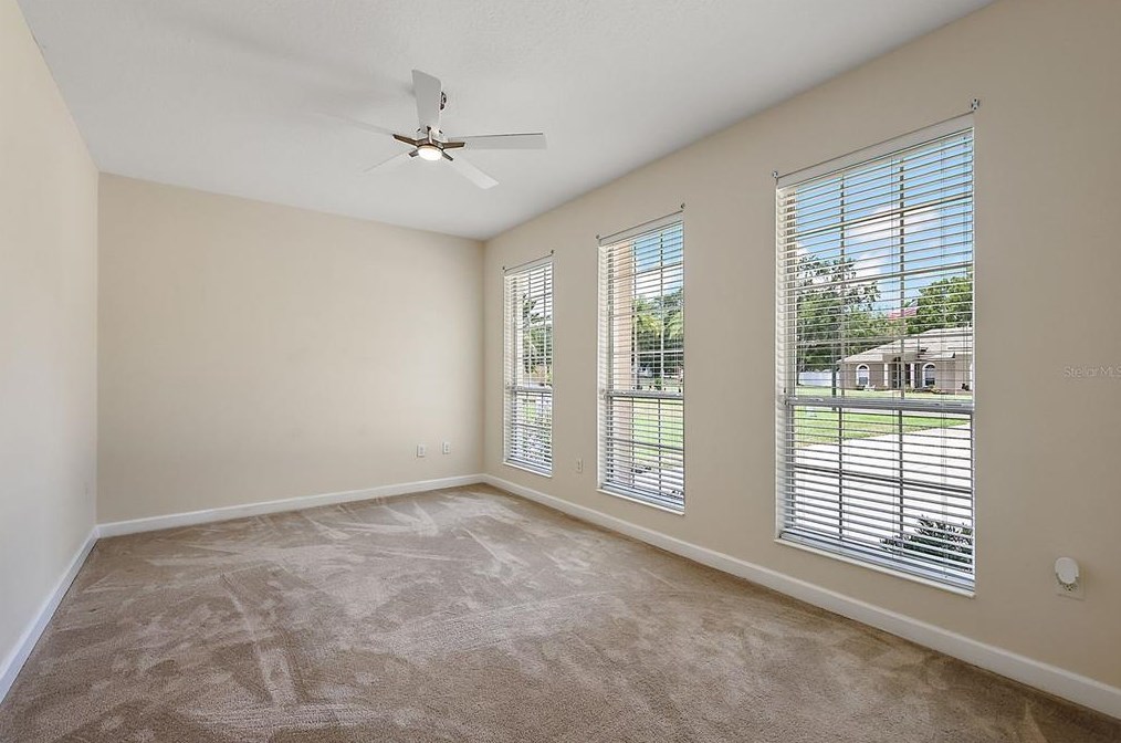 13806 Wellington Ln, Grand Island FL  32735-9114 exterior
