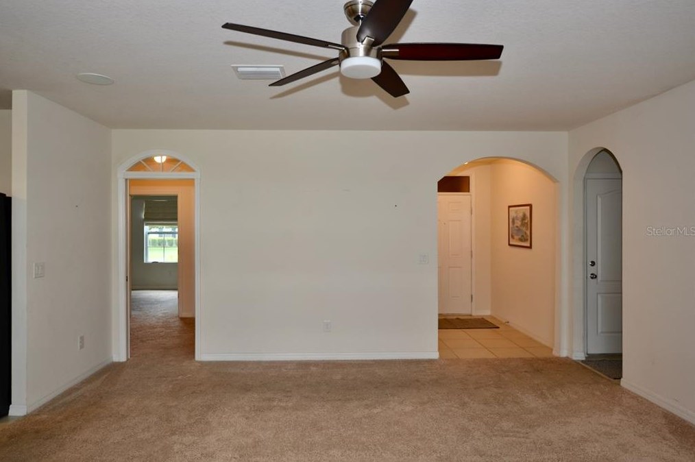 6704 64 Ct, Ocala FL  34476-4870 exterior