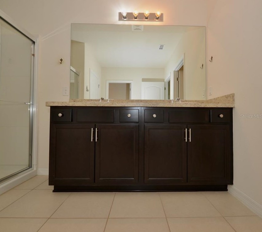 6704 64 Ct, Ocala FL  34476-4870 exterior