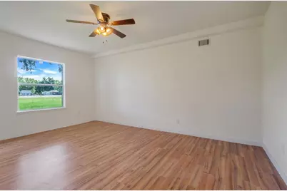 13832 Bay Lake Road, Groveland, FL 34736 - Photo 35