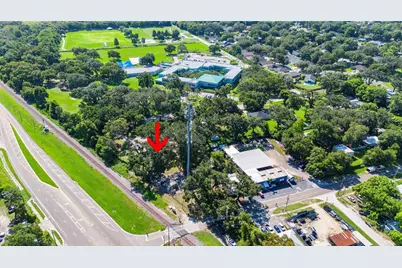 1503 Lakeview Avenue, Seffner, FL 33584 - Photo 1