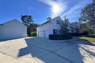 26012 Splendid Meadow Ct, Astatula, FL 34705 - Photo 5