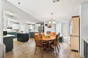 1151 Emma Ln, Leesburg, FL 34748 - Photo 7