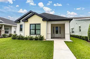 10619 Grand Oaks Blvd, Oxford, FL 34484 - Photo 1