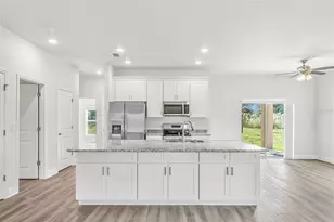 44 W Lynnhaven Pl, Citrus Springs, FL 34434 - Photo 13