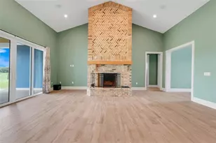 2437 Bay Lake Loop, Groveland, FL 34736 - Photo 17