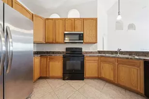 36341 Grand Island Oaks Cir, Grand Island, FL 32735 - Photo 11