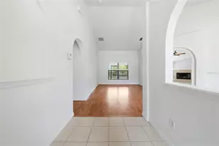 36341 Grand Island Oaks Cir, Grand Island, FL 32735 - Photo 3