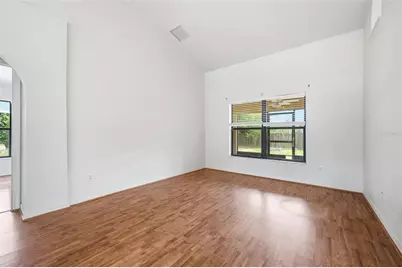 36341 Grand Island Oaks Circle, Grand Island, FL 32735 - Photo 5