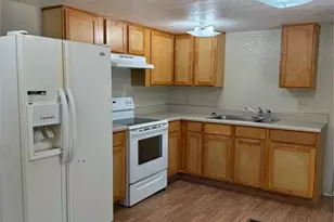 2107 Hialeah Ave, Leesburg, FL 34748 - Photo 9