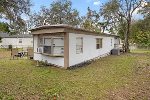 2107 Hialeah Ave, Leesburg, FL 34748 - Photo 5