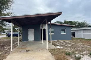 1121 Oakland Dr, Tavares, FL 32778 - Photo 1