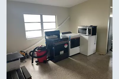 1121 Oakland Drive, Tavares, FL 32778 - Photo 13