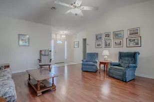 305 Ranchwood Dr, Leesburg, FL 34748 - Photo 9