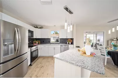 901 Chula Court, The Villages, FL 32159 - Photo 7