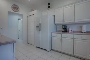 33409 Pennbrooke Pkwy, Leesburg, FL 34748 - Photo 11