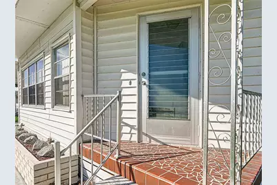 1129 Elkhart Circle, Tavares, FL 32778 - Photo 5