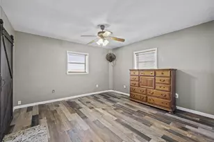 31400 Saunders Dr, Tavares, FL 32778 - Photo 15