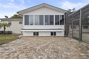 31400 Saunders Dr, Tavares, FL 32778 - Photo 43