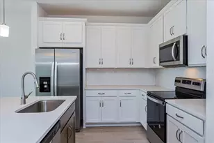 2824 Dolittle St, Tavares, FL 32778 - Photo 3