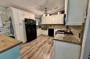 1 Robin Rd, Wildwood, FL 34785 - Photo 15